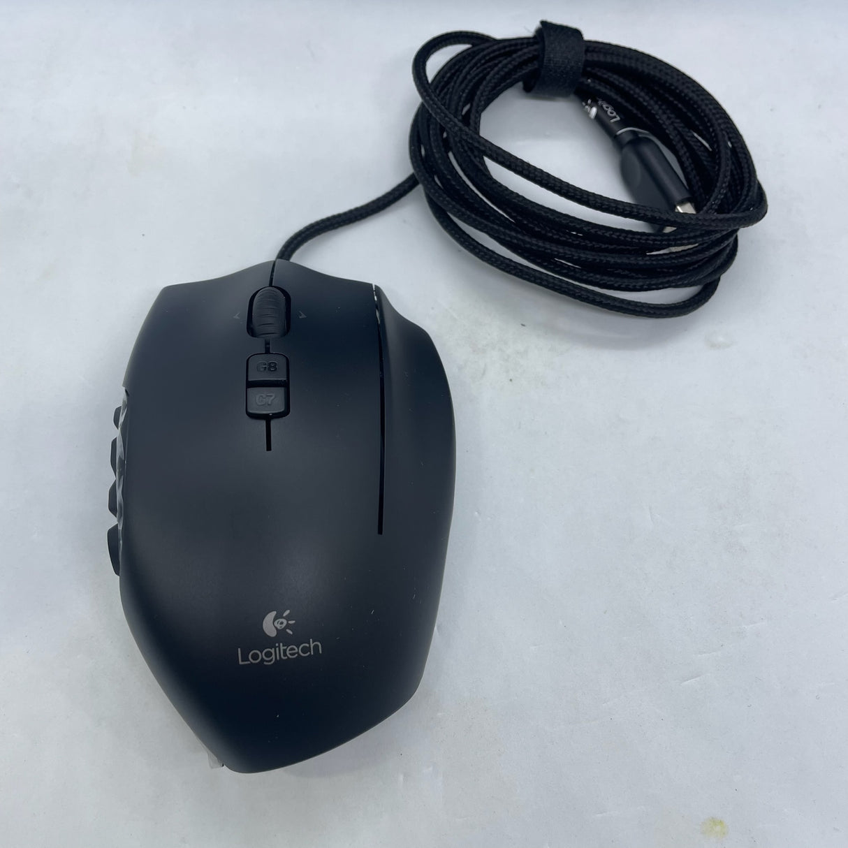 Logitech G600 MMO Gaming Mouse 20 Programmable Buttons