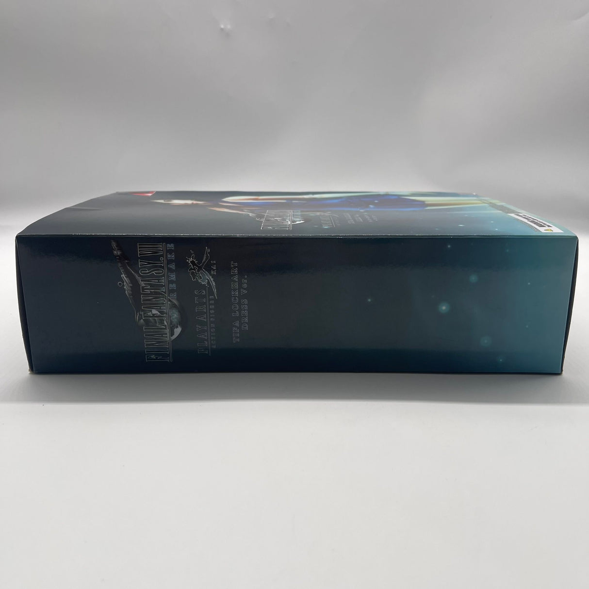 Final Fantasy VII Remake Play Arts Action Figure Tifa LockHart Dress Ver.