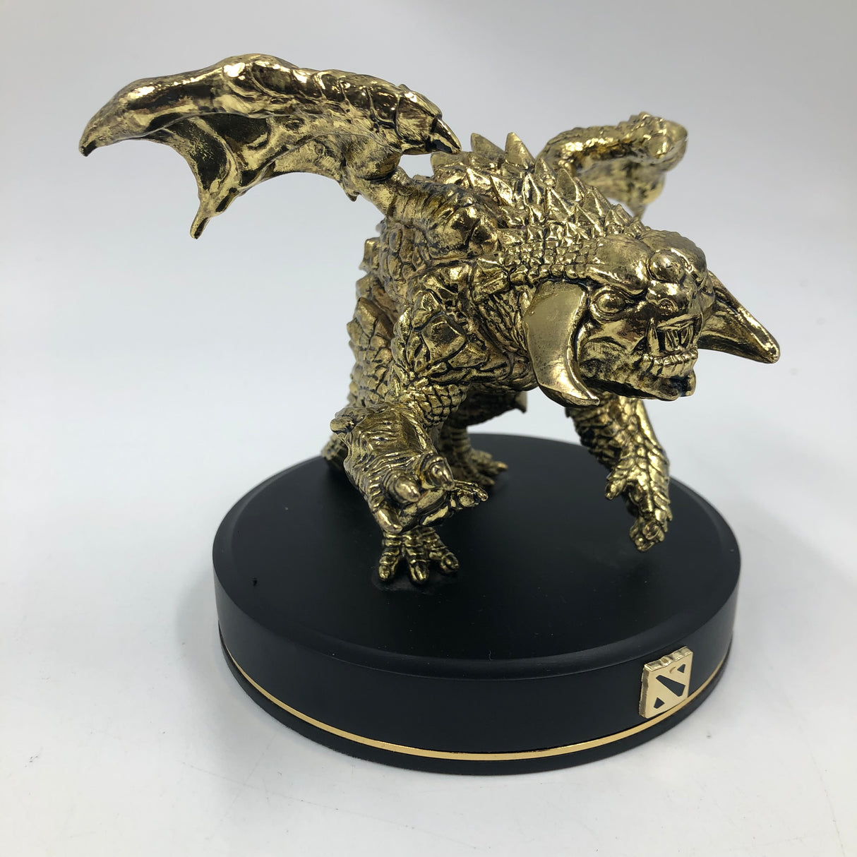 Dota 2 Golden Roshan Figure Ti10 Limited Edition