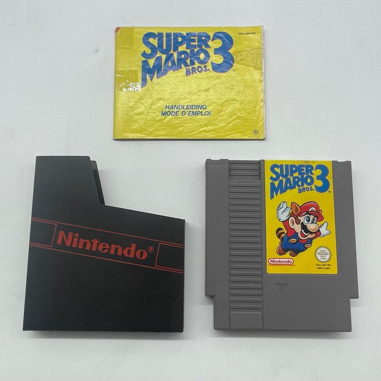 Super Mario Bros 3 Nintendo Entertainment System NES Game Boxed Complete PAL