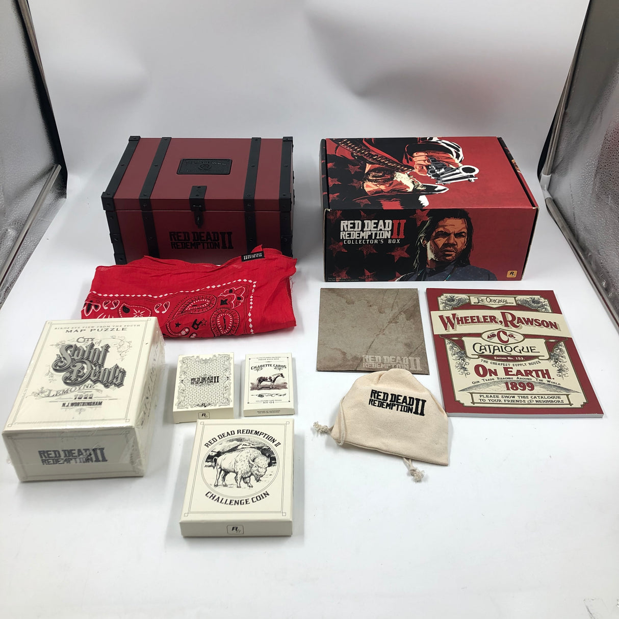 Red Dead Redemption 2 Collectors Edition Box
