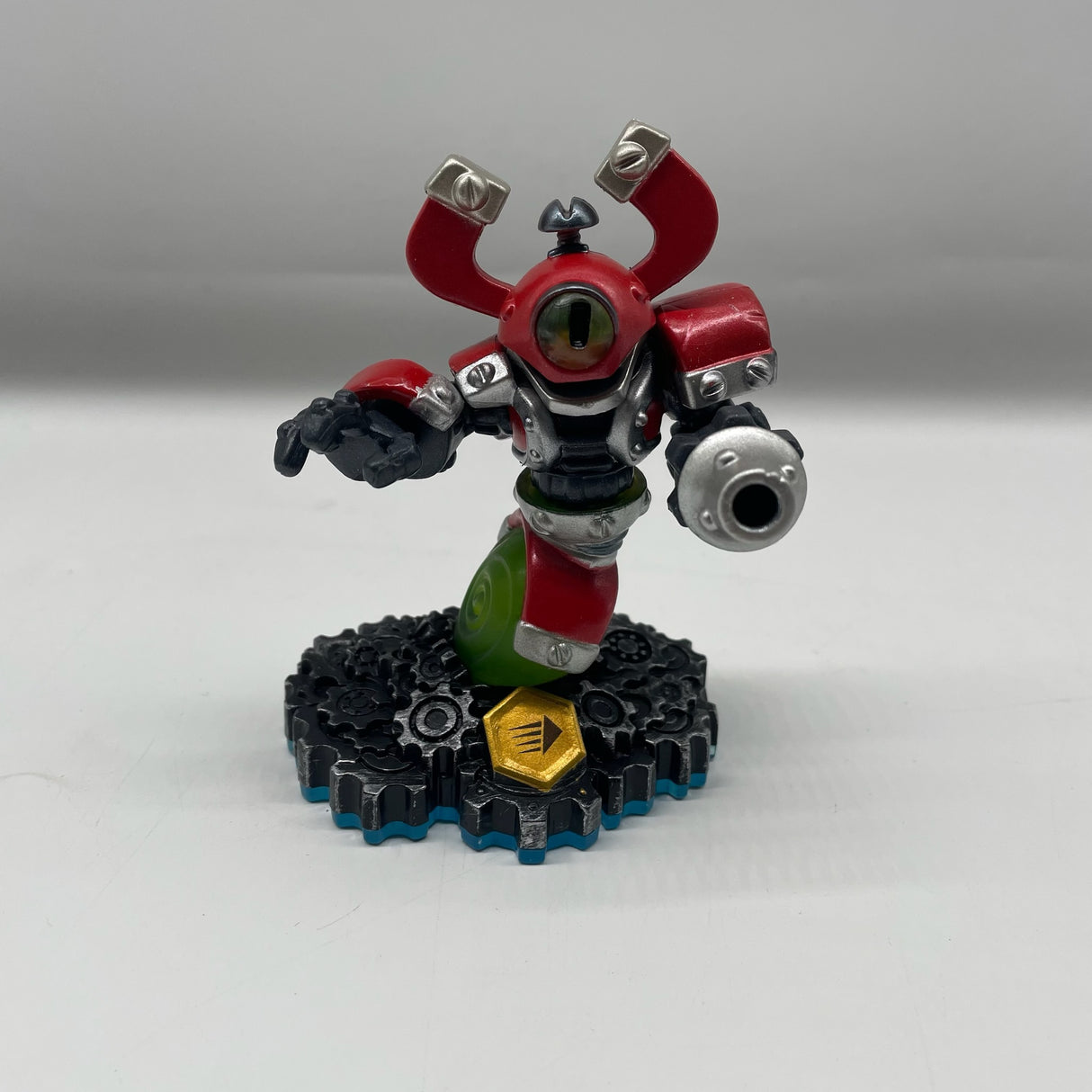 Skylanders Swap Force Magna Charge Character Figure