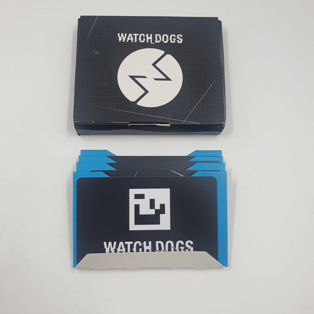 Watchdogs Art Book Limited Edition Badges And Cards Bundle