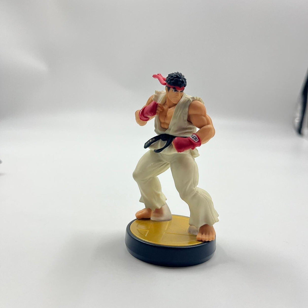 Super Smash Bros Street Fighter Ryu No.56 Nintendo Amiibo Figure