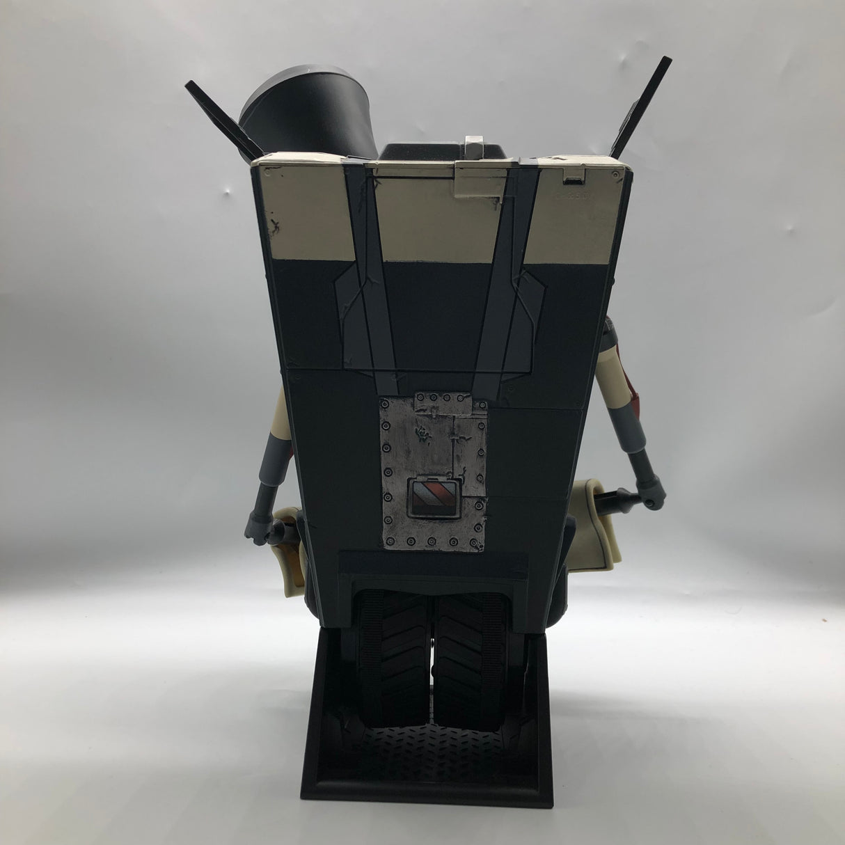 Borderlands Collectible Claptrap Gentleman Edition Figure
