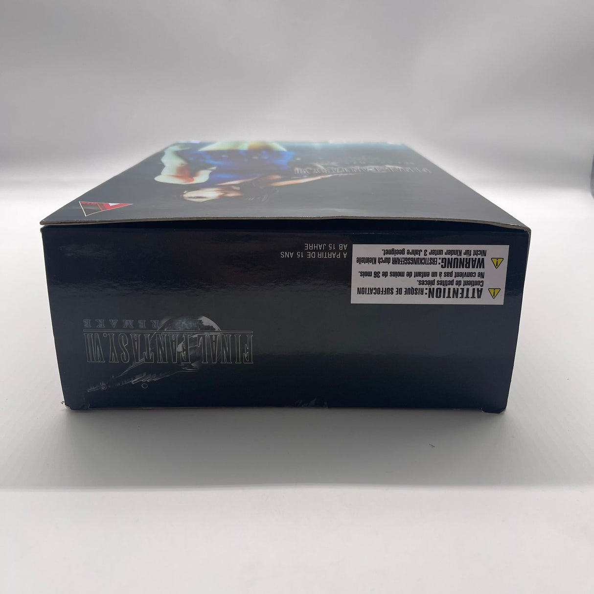 Final Fantasy VII Remake Play Arts Action Figure Tifa LockHart Dress Ver.