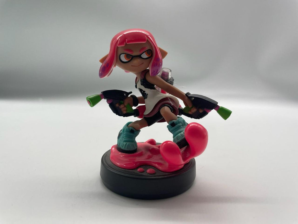 Neon Pink Inkling Girl Splatoon Amiibo Figure