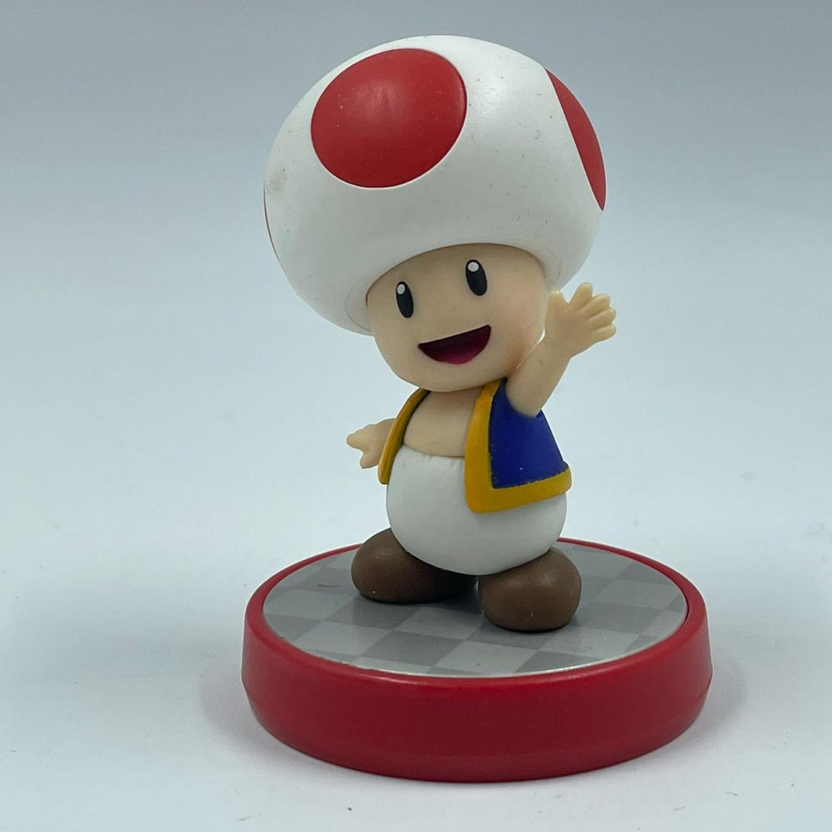 Nintendo Super Mario Toad Amiibo Figure