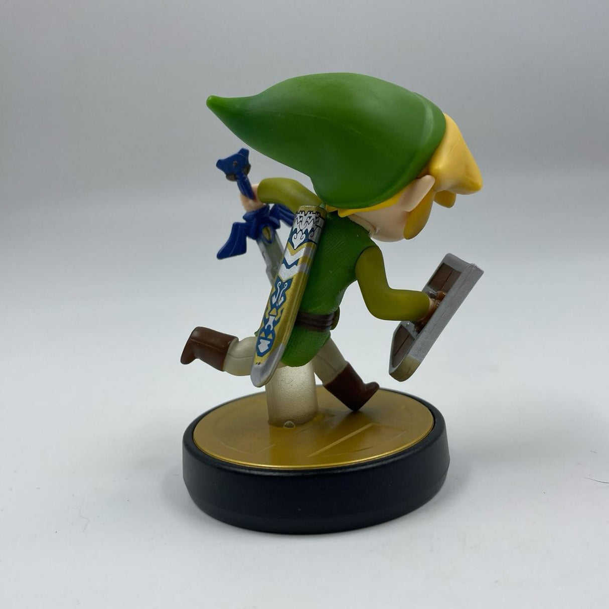 Toon Link Legend of Zelda Nintendo Amiibo Super Smash Bros Figure