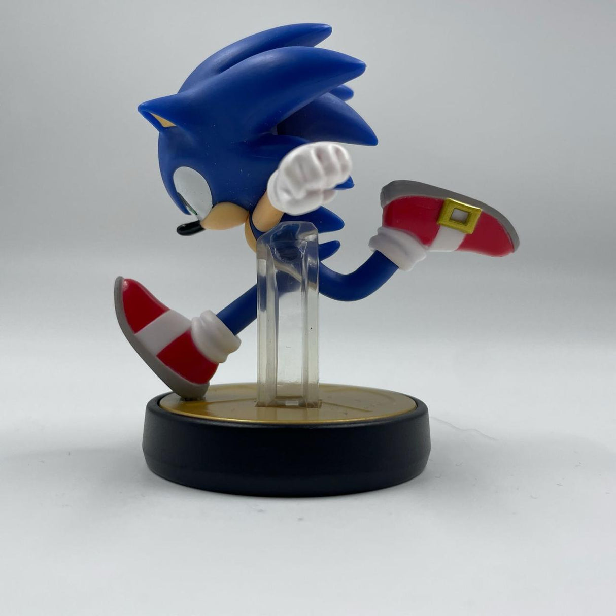 Sonic Super Smash Bros. Amiibo Figure