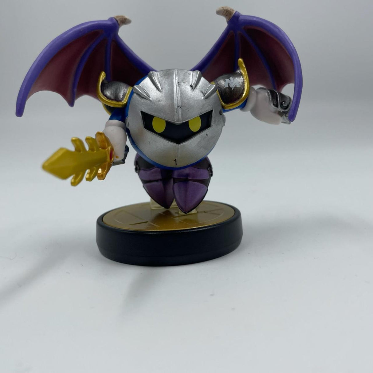 Meta Knight Super Smash Bros. Amiibo Figure