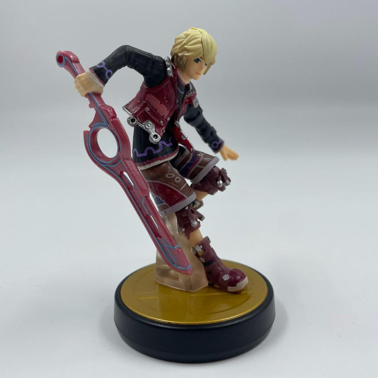 Shulk Super Smash Bros. Amiibo Figure