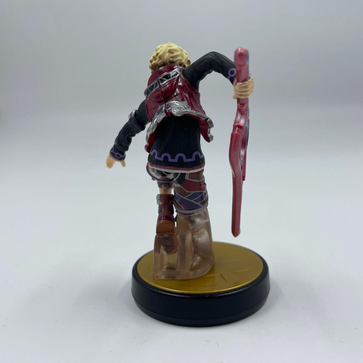 Shulk Super Smash Bros. Amiibo Figure