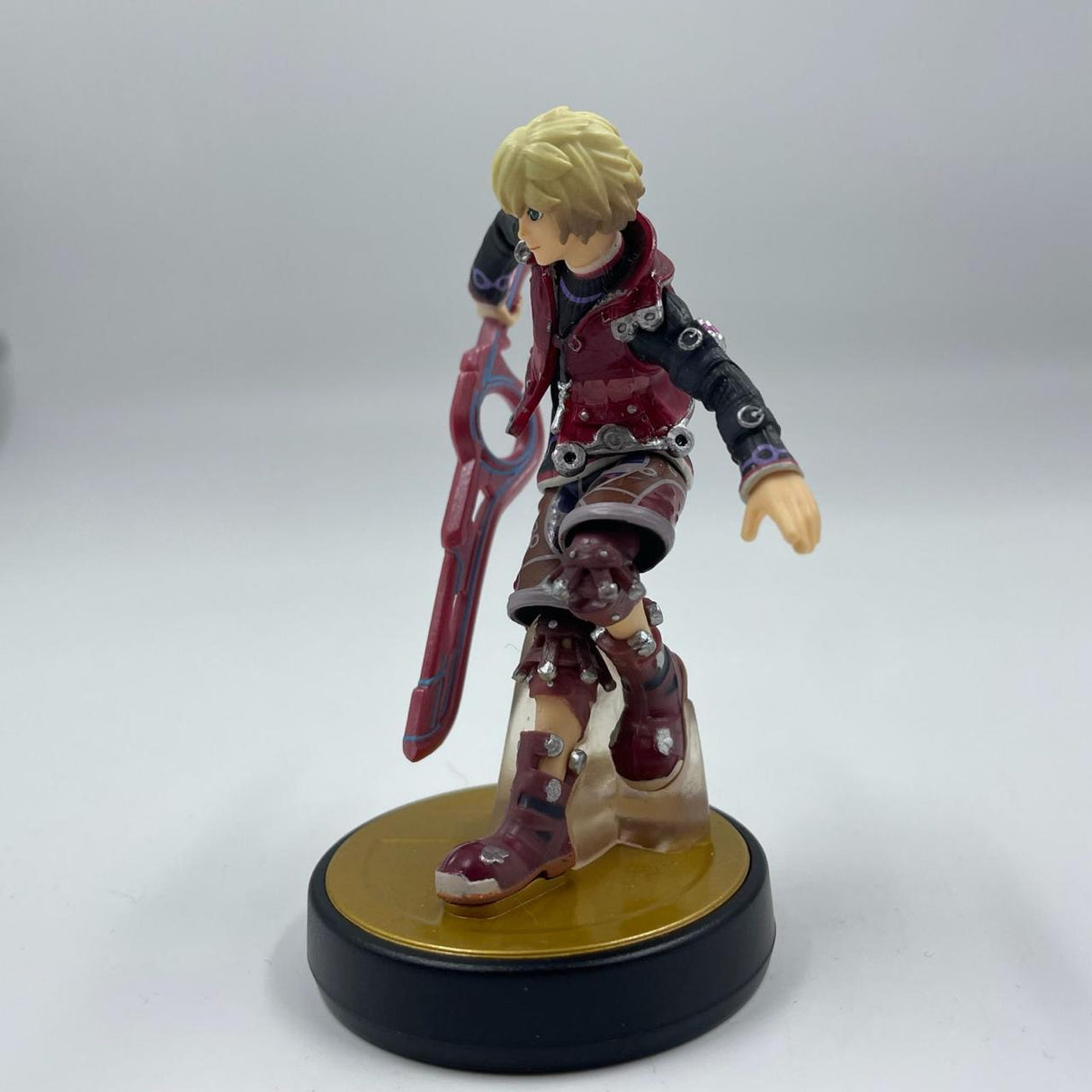Shulk Super Smash Bros. Amiibo Figure