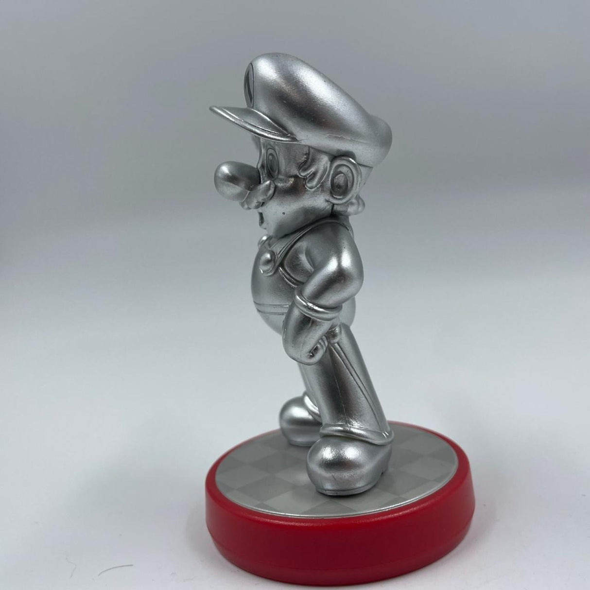 Nintendo Super Smash Bros. Silver Mario Amiibo Figure