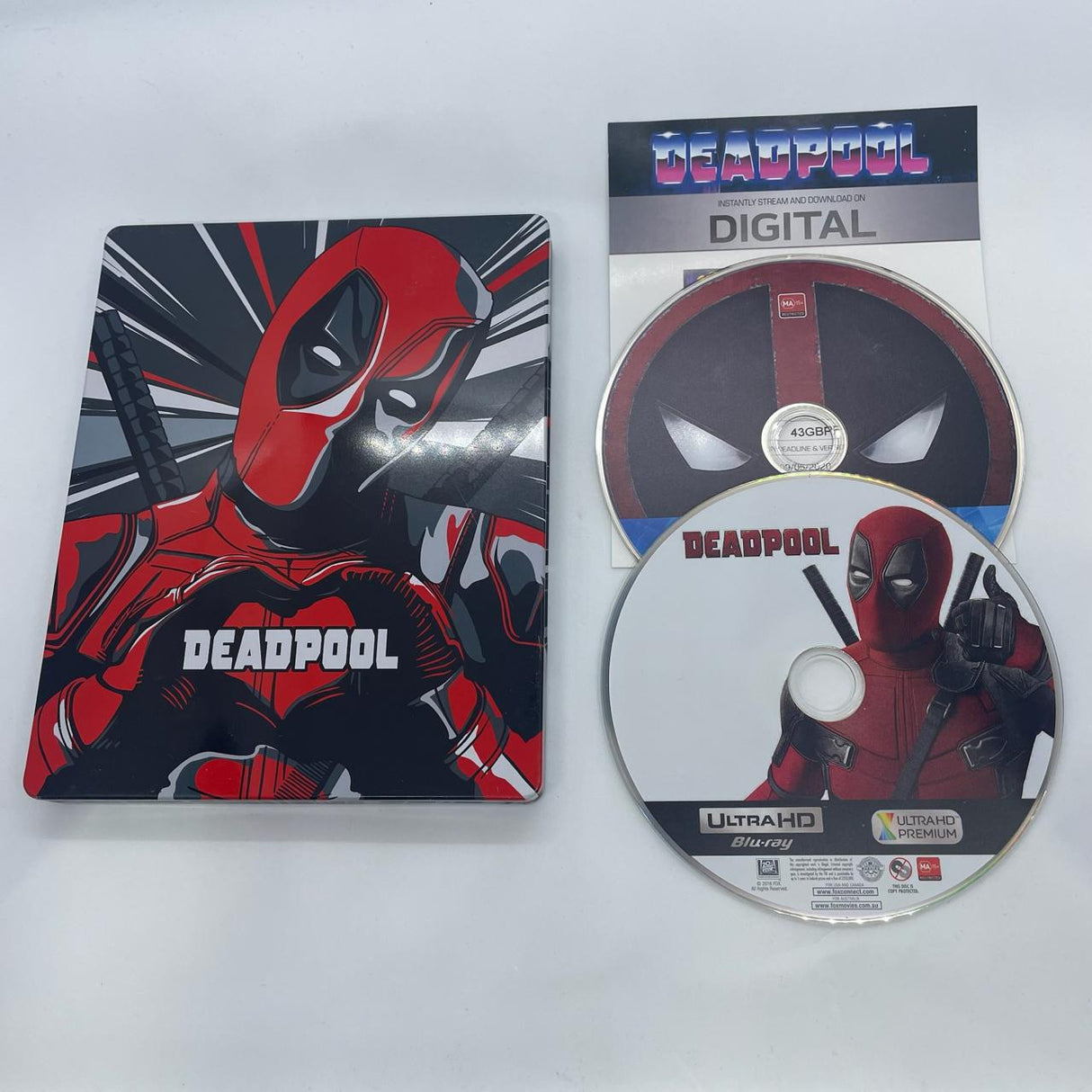 Deadpool 4K Ultra HD + Blu-ray Limited Edition Steelbook