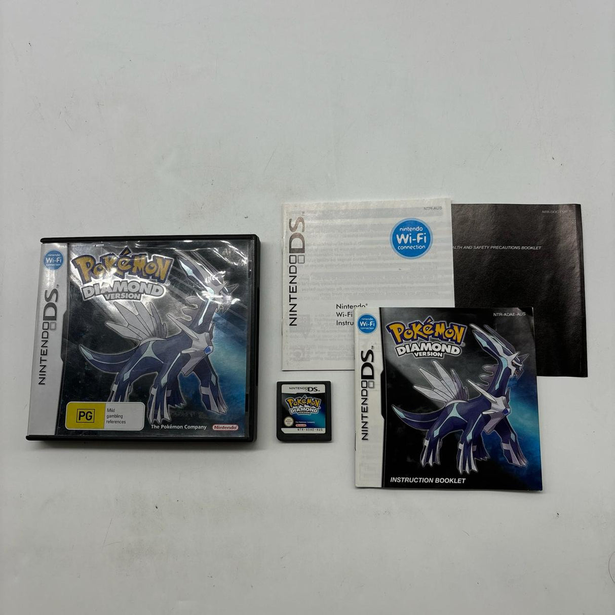 Pokémon Diamond Version Nintendo DS Game + Manual