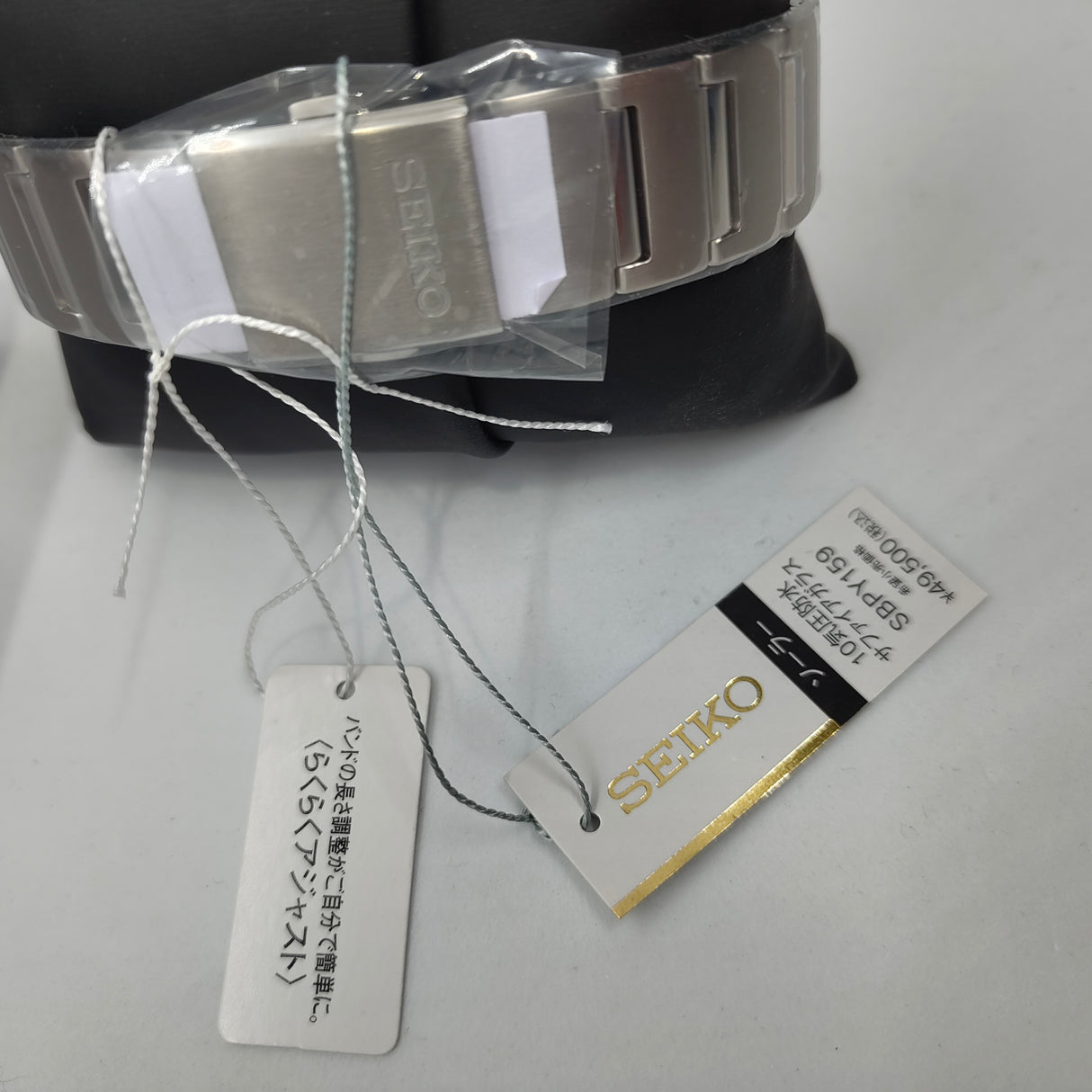 SEIKO SBPY159 Pokemon Charizard Red Limited Edition Solar Men's Watch BRAND NEW