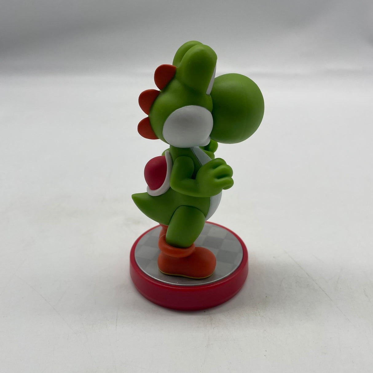 Yoshi Amiibo Nintendo Super Mario Figure