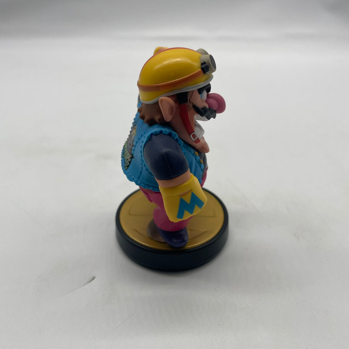 Wario Amiibo Nintendo Super Mario Figure