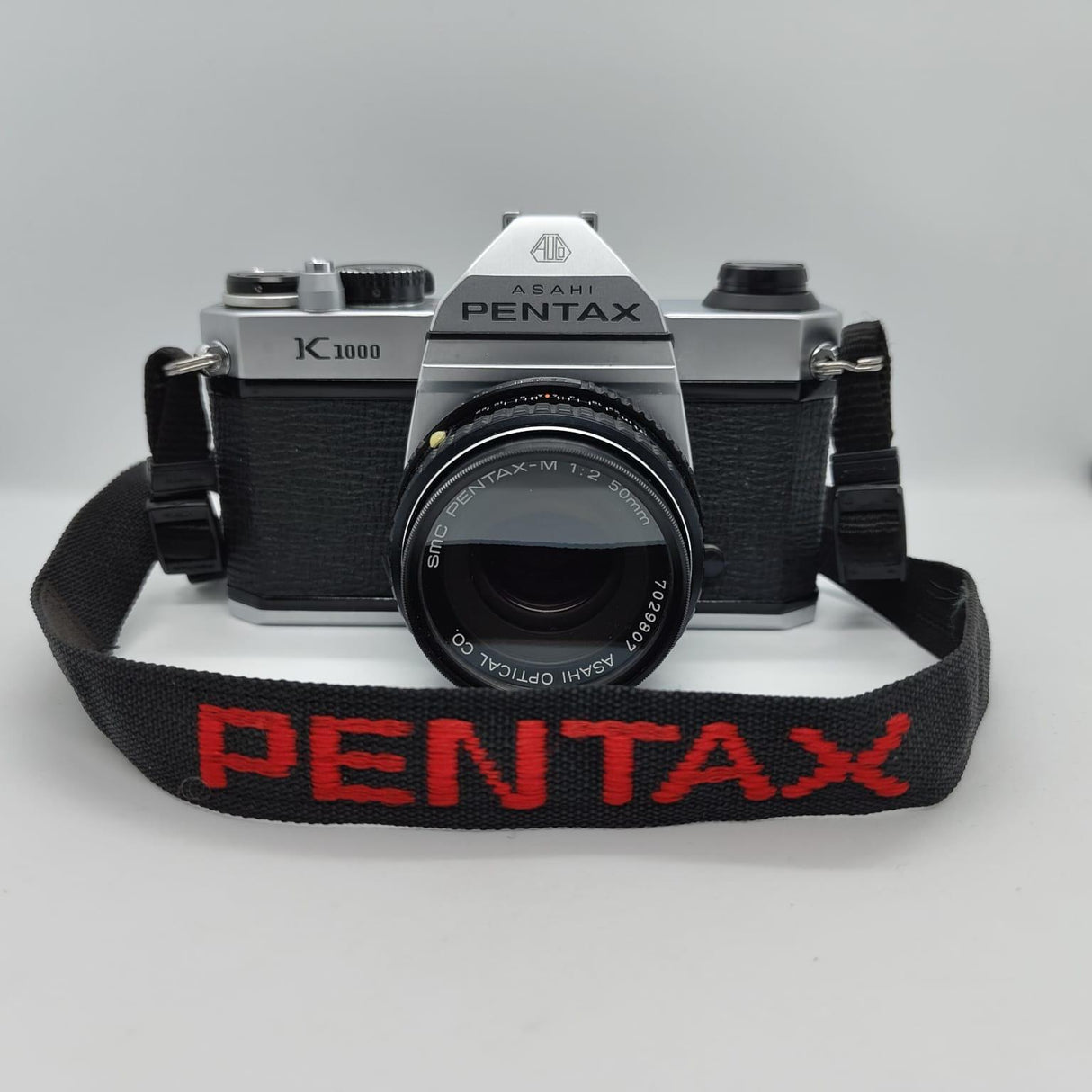 Pentax K1000 Camera with 50mm (f/2.0) Lens