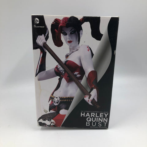 Harley Quinn Bust Super Villains DC Comic Boxed 05A4