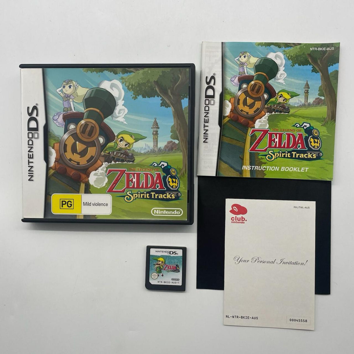 The Legends of Zelda Spirit Tracks Nintendo DS Game + Manual