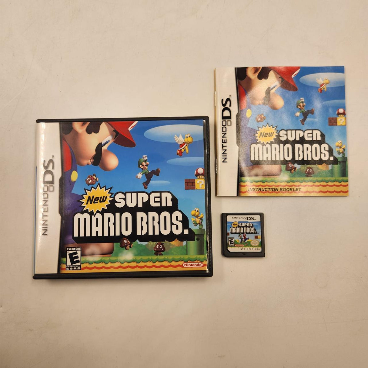 New Super Mario Bros. Nintendo DS Game + Manual 28JY4 - Trippy Trades 