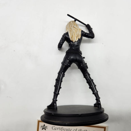 Black Canary Arrow Collectible Statue Action Figure