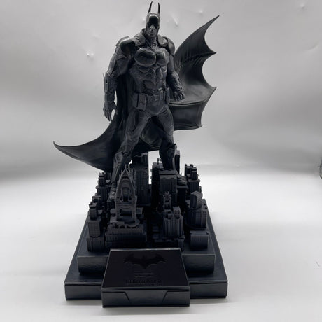 Batman Arkham Knight Collector's Gotham City Figure Light Up