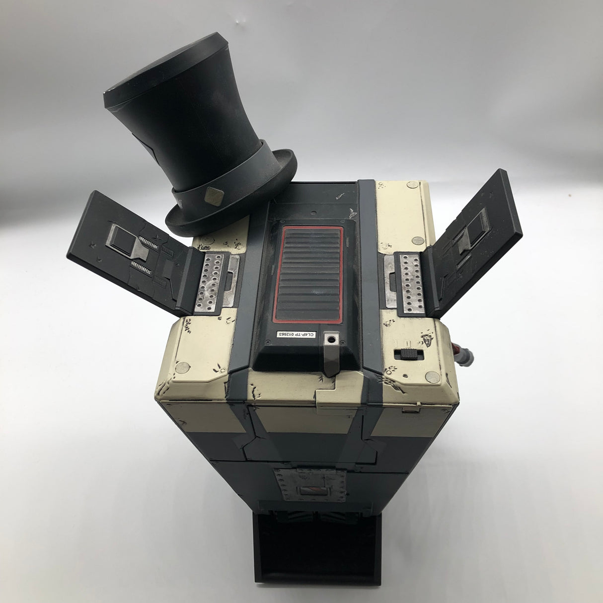 Borderlands Collectible Claptrap Gentleman Edition Figure