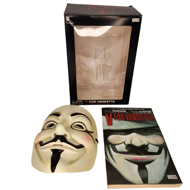 DC Collectibles Comics Vertigo V for Vendetta Book and Mask-Trippy Trades