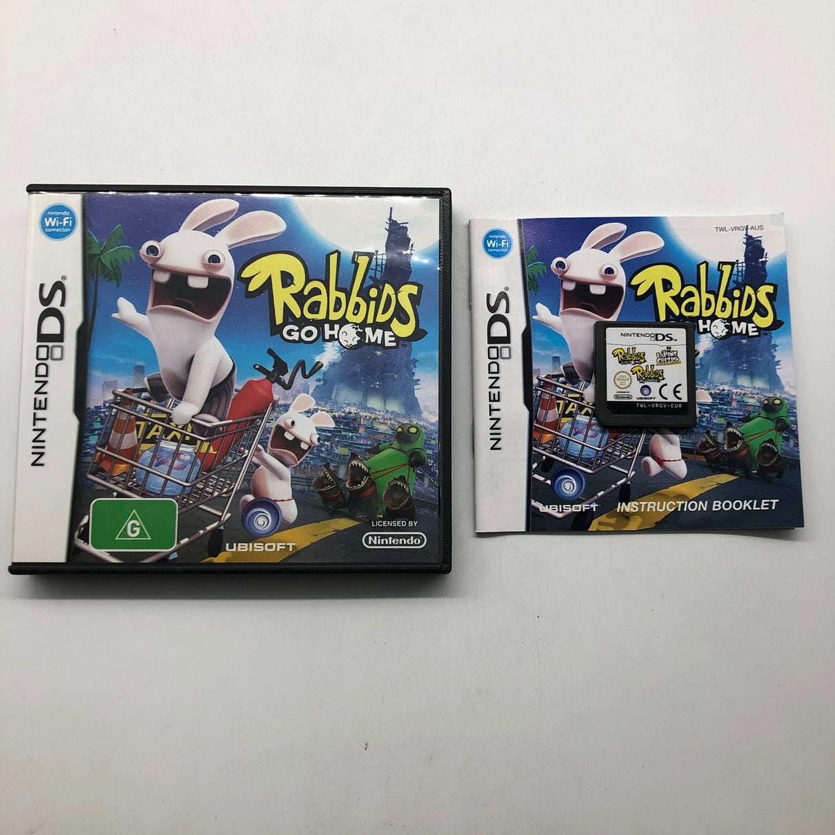 Rabbids Go Home Nintendo DS Game + Manual 25AU4
