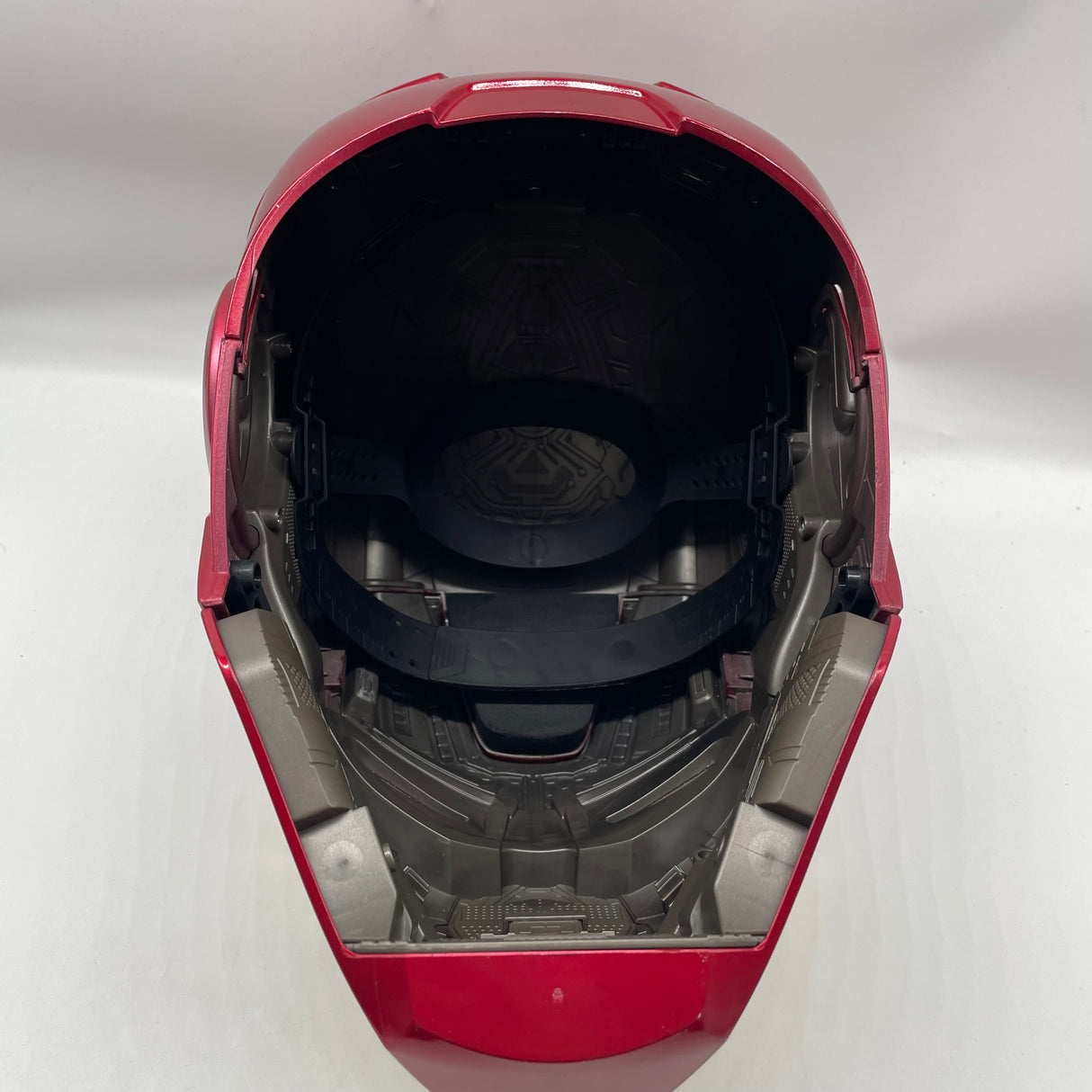 Iron Man Electronic Helmet Boxed Marvel Legends Series