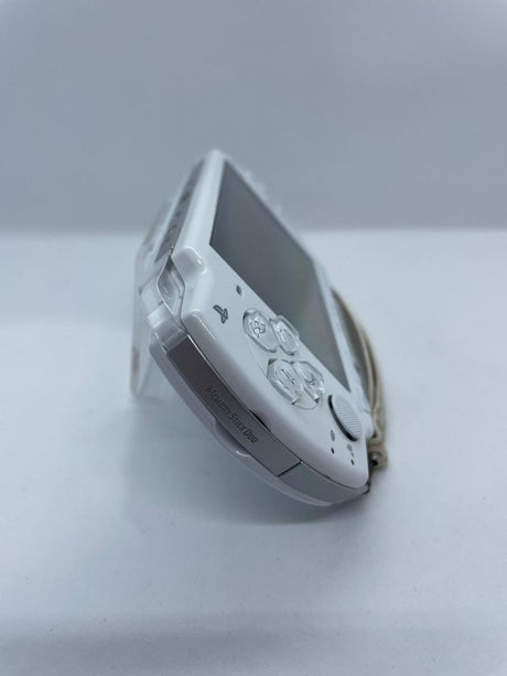 Sony Playstation Portable PSP 2000 Handheld White Console
