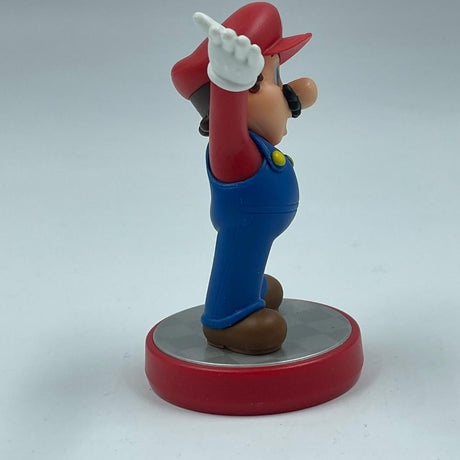 Nintendo Super Mario Bros Action Amiibo Figure