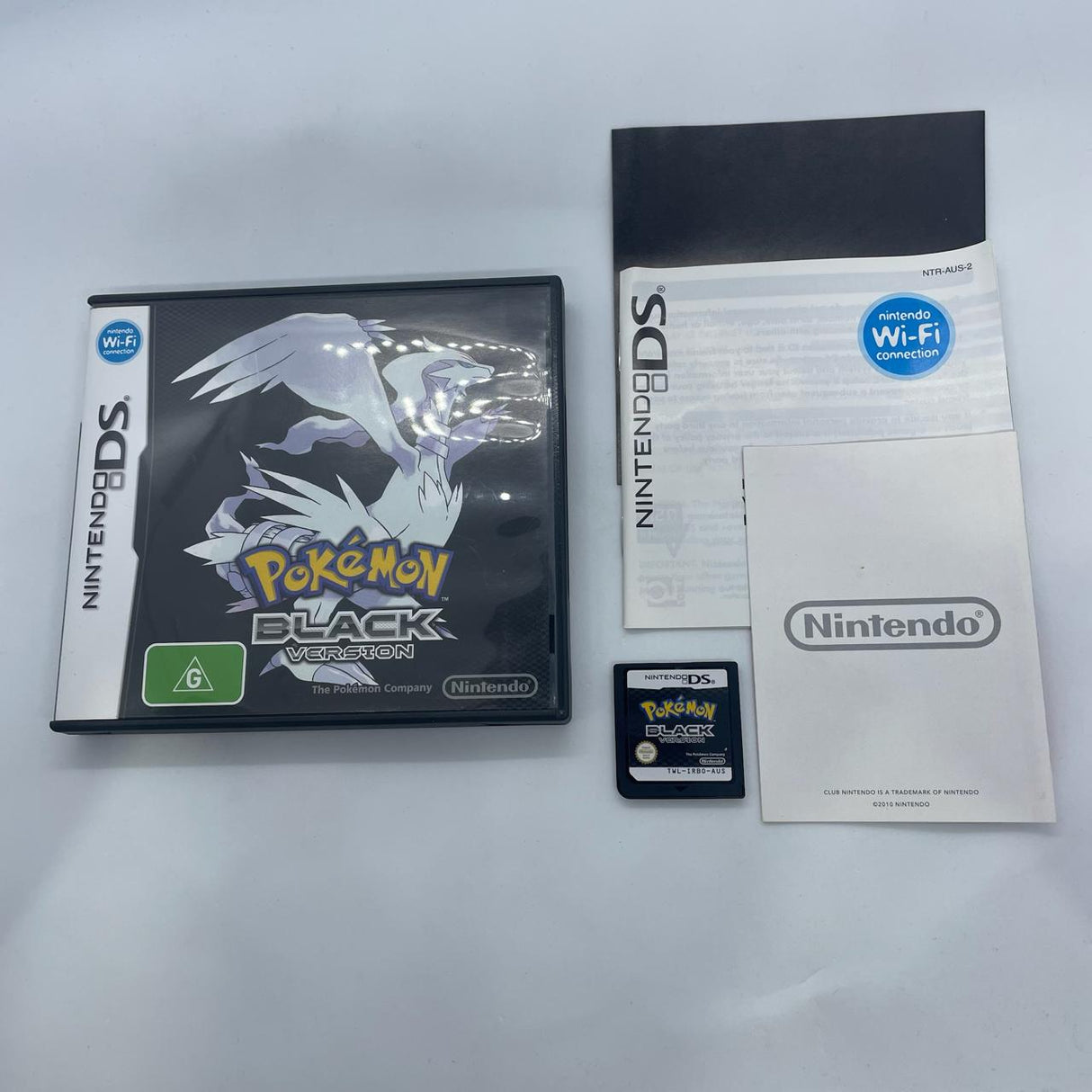 Pokemon Black Version Nintendo DS Game + Manual