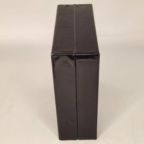 NECA The Twilight Saga New Moon Cullen Crest Prop Replica Jewelery Set