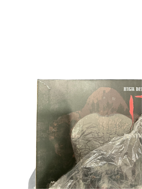 Prime 1 Studio HDBIT-03 IT Pennywise Surprised 1/2 Bust Statue Figure 201/250