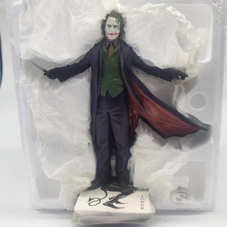 DC Direct The Dark Knight The Joker Heath Ledger Statue